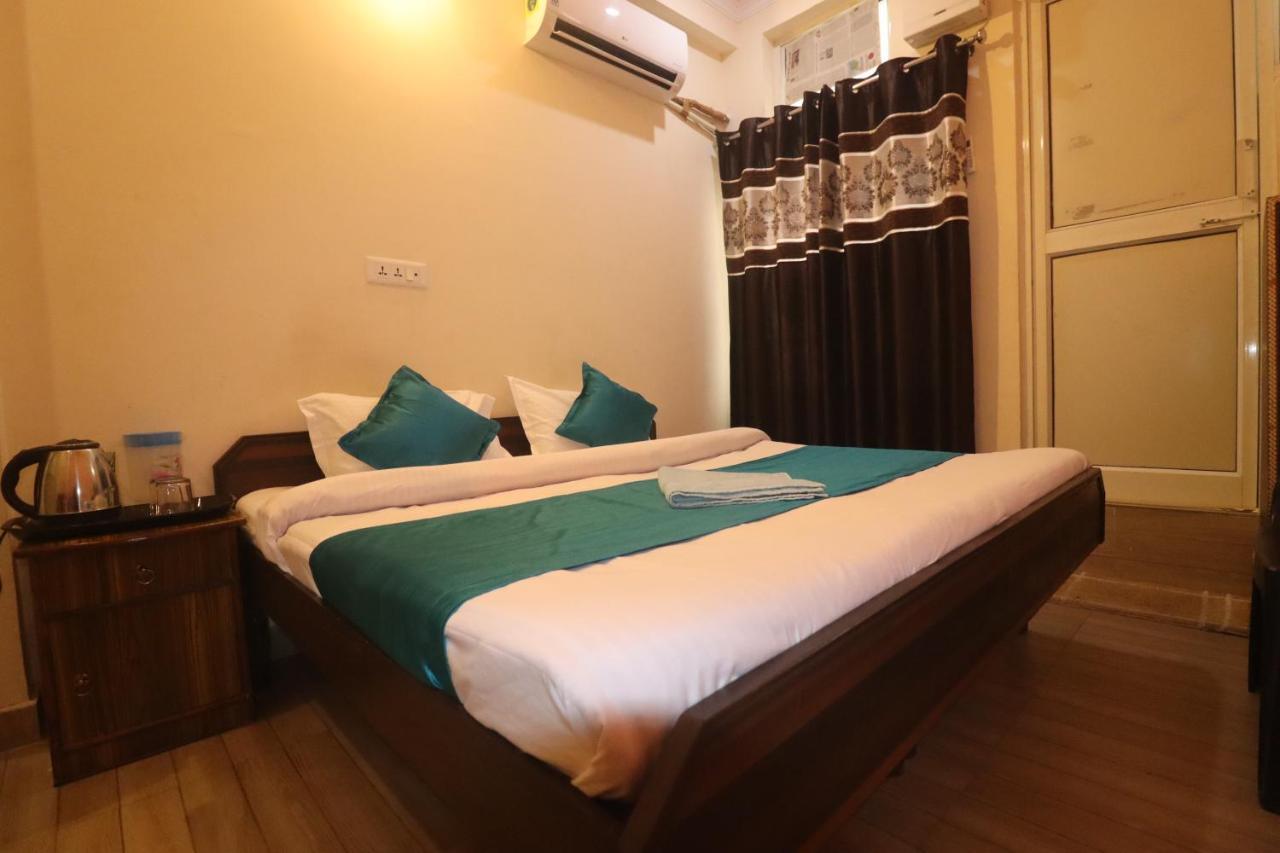 Triple One Hotel Tapovan Rishikesh,Near Laxman Jhula Esterno foto