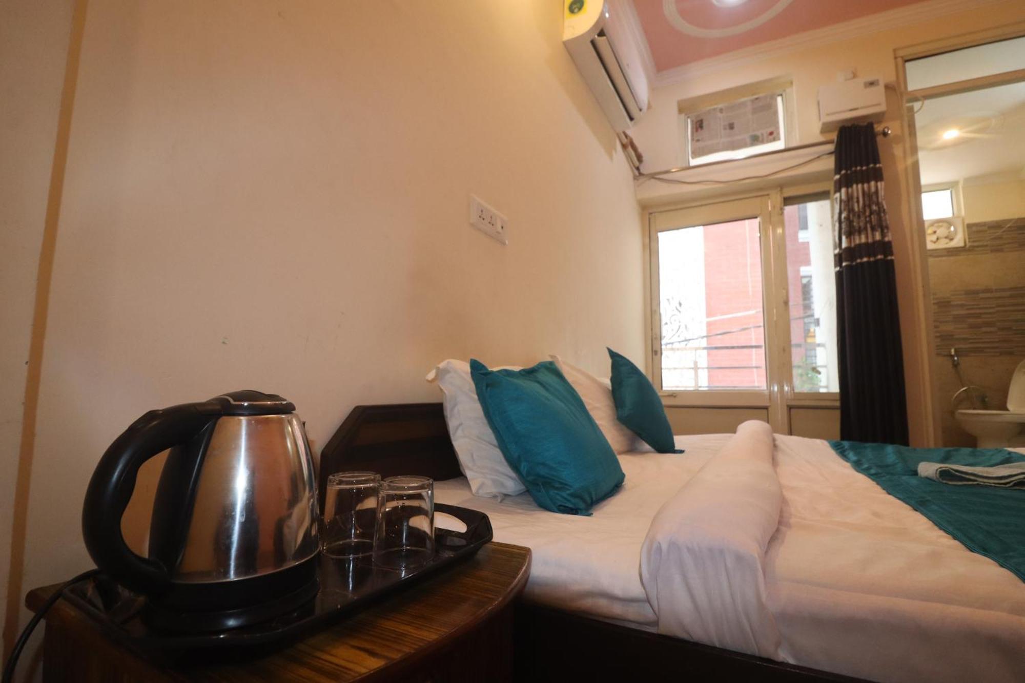 Triple One Hotel Tapovan Rishikesh,Near Laxman Jhula Esterno foto